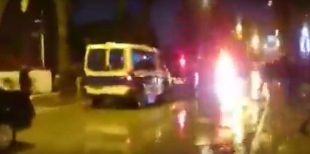 بالفيديو.. انفجار في حافلة للحرس الجمهوري بالعاصمة التونسية