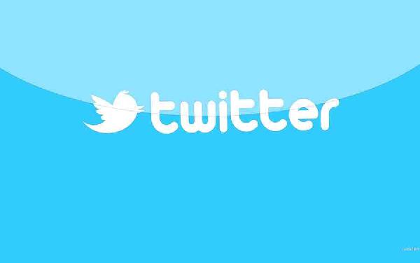 نشطاء يتداولون صورة ضوئية لجواز سفر وزير الخارجية المغربي