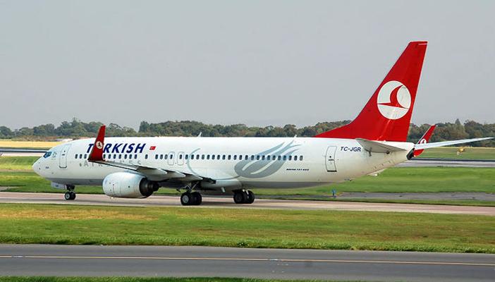 بلاغ كاذب بوجود قنبلة يؤخر وصول طائرة تركية إلى القاهرة