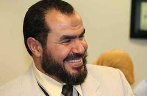 مفارقات بين محمد مرسي سجينا ورئيساً