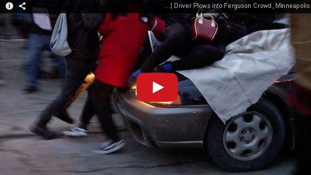 فيديو| سيارة تدهس متظاهرين أمريكيين