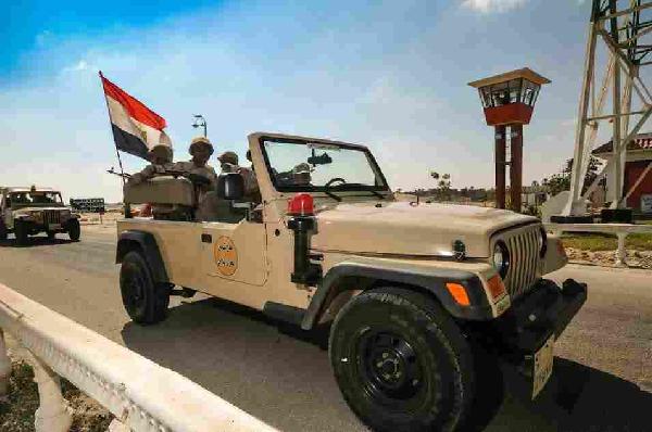 تكثيف أمني غير مسبوق لمجرى قناة السويس وشوارع المحافظة