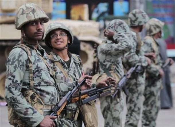 “كانتين الكتيبة”.. سبوبة قادة الكتائب في الجيش المصري