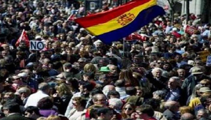 مظاهرات في عدد من المدن الإسبانية تندد بـ”التدخل العسكري في سوريا”