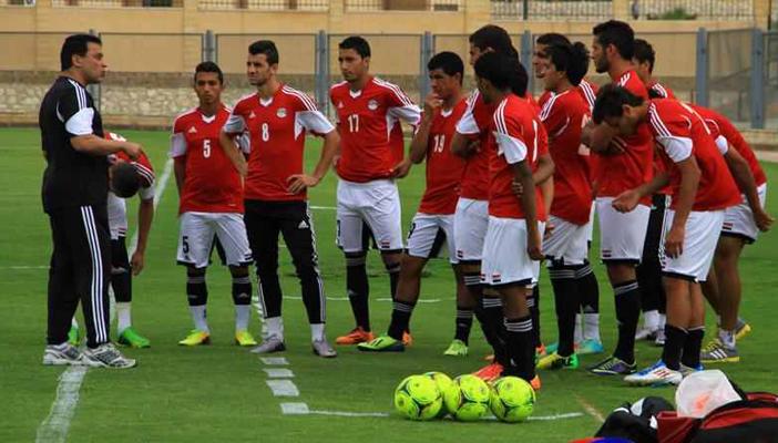 تعرَّف على القناة الناقلة لمباراة مصر والجزائر بالسنغال