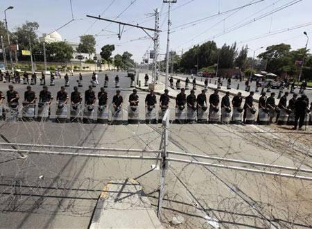 تواجد أمني مكثف بمحيط قصري الإتحادية والقبة