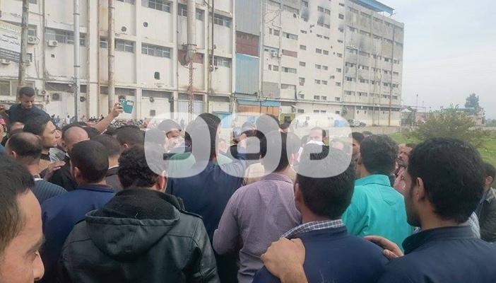 بالصور.. إضراب عمال “الجوهرة” وعضو البرلمان: صاحب الشركة مسنود