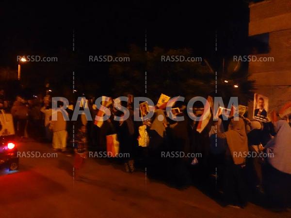 برج العرب تتظاهر تنديدًا ببرآءة المخلوع مبارك