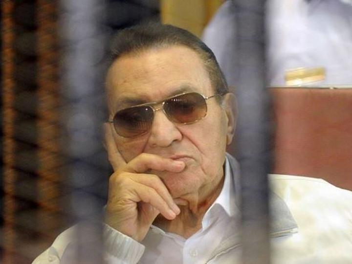 صنداي تلجراف: تبرئة مبارك “ختم قضائي على انتكاس الثورة”