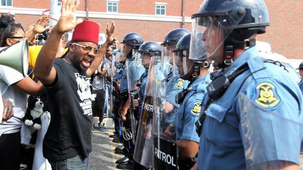 الانتهاء من كشف ملابسات وفاة رجل أسود بأمريكا