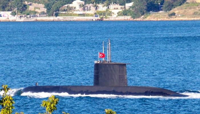 تركيا تعترض طريق سفن حربية روسية