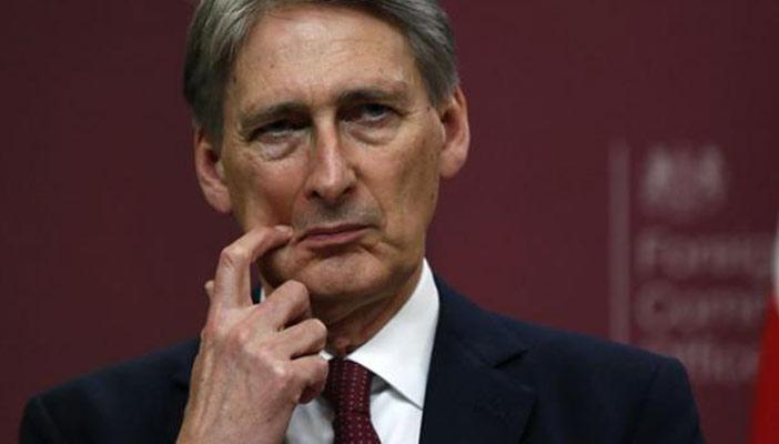 “هدية سعودية” تحرج وزير الخارجية البريطاني