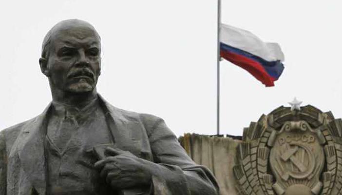 تفاقم الأزمة الاقتصادية الروسية بسبب العقوبات الأميركية الأوروبية