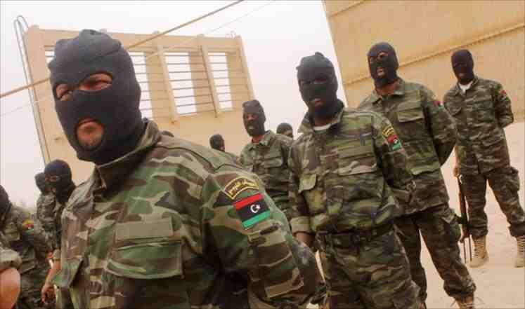 مقتل وإصابة 12 في قصف لقوات حفتر بزوارة الحدودية في ليبيا