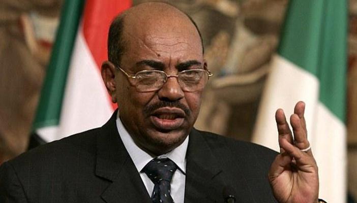 بالفيديو..الرئيس السوداني يصف الإعلام المصري بـ”الرديء ومؤجج الصراعات”