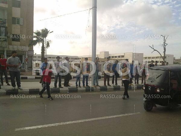 طلاب ضد الانقلاب ينظمون سلسلة بشرية بالاسكندرية