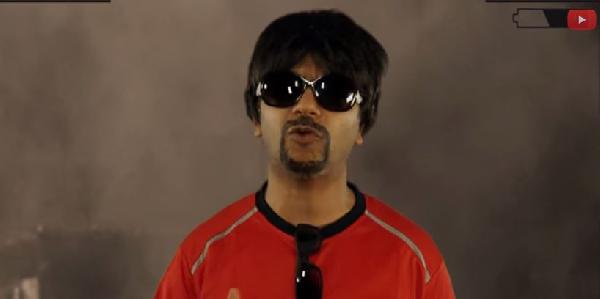 فيديو| كنانة يسخر من النشطاء في “اللحمة الثورية”