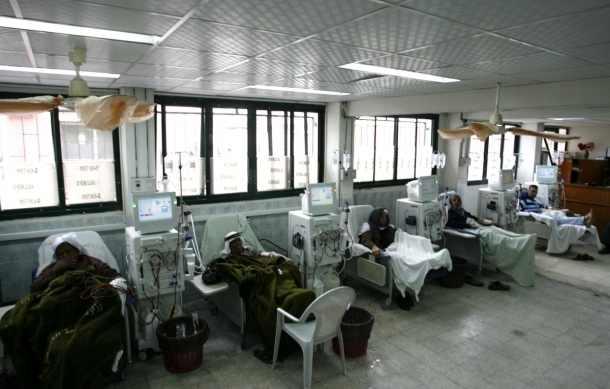 صحة غزة تحذر من توقّف قسم الطوارئ في مستشفيات القطاع