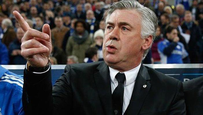 أنشيلوتي يدخل دائرة اهتمامات مانشستر يونايتد