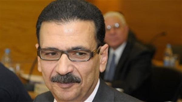 بالفيديو.. ممتاز القط: ملعون أبو الديمقراطية