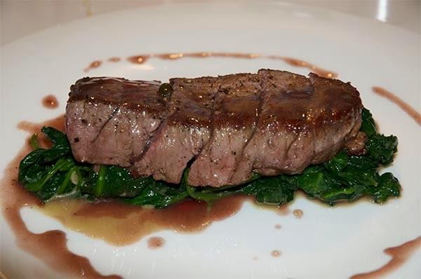 معلومات لا تعرفها عن لحم النعام