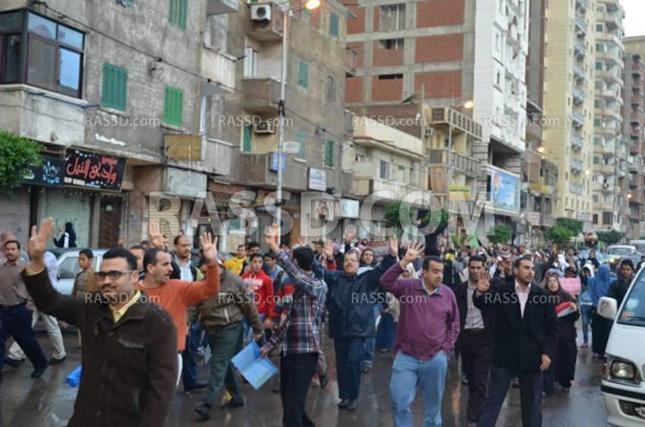 رغم الأمطار..حركة 7 الصبح تجوب شوارع الأسكندرية