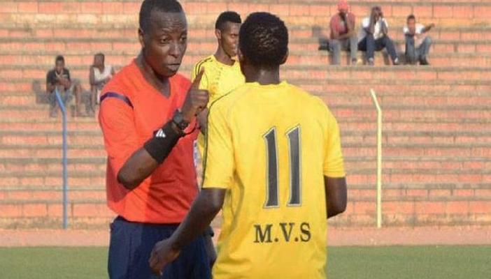 “كاف” يختار “هودو” حكمًا للقاء “مصر ومالي”