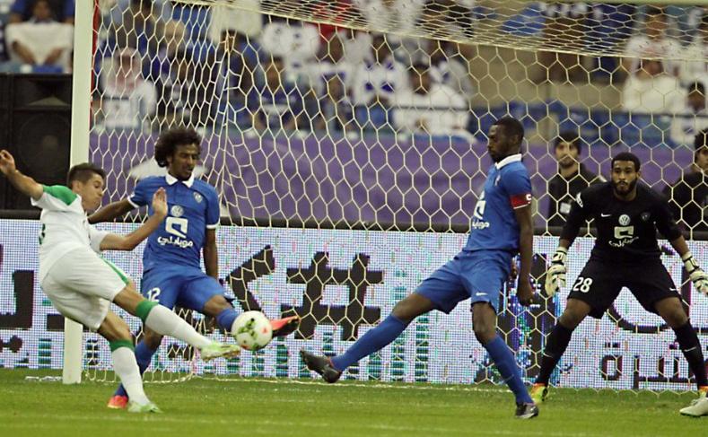 طاقم تحكيم نرويجي لإدارة قمة الهلال والأهلي بالدوري السعودي