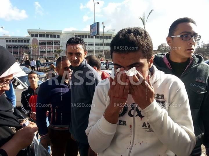 بلطجية يعتدون على سلسلة بشرية ووقفة نسائية فى بورسعيد