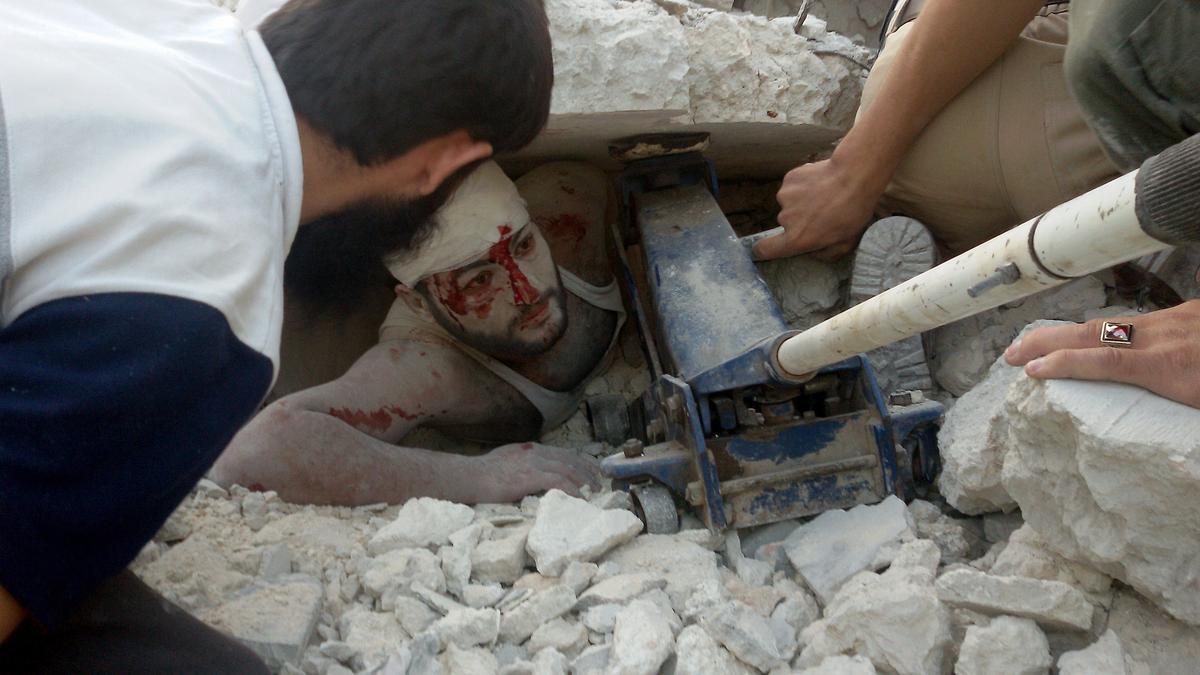 حلب تشهد أصعب لحظاتها على مر التاريخ والمحاصرون يناشدون العالم إغاثتهم