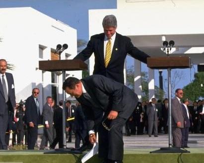 حقوقيون وسياسيون: تقرير الكونجرس كشف عمالة مبارك