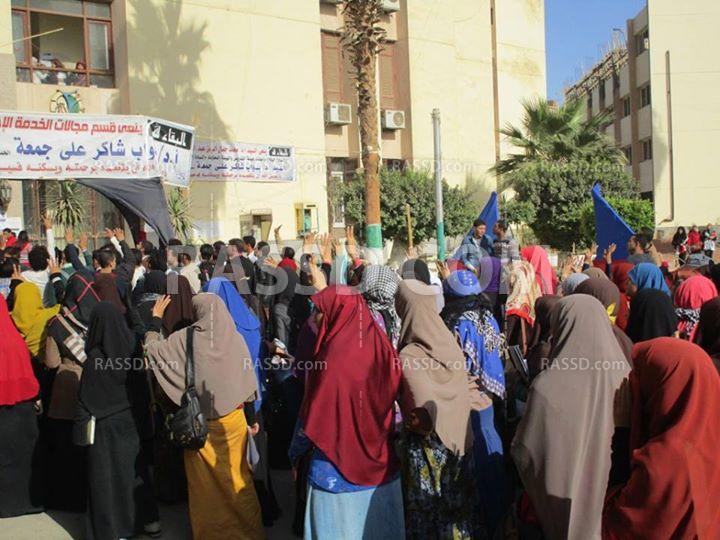 مسيرة لطلاب الفيوم تطالب بالإفراج عن زملائهم المعتقلين