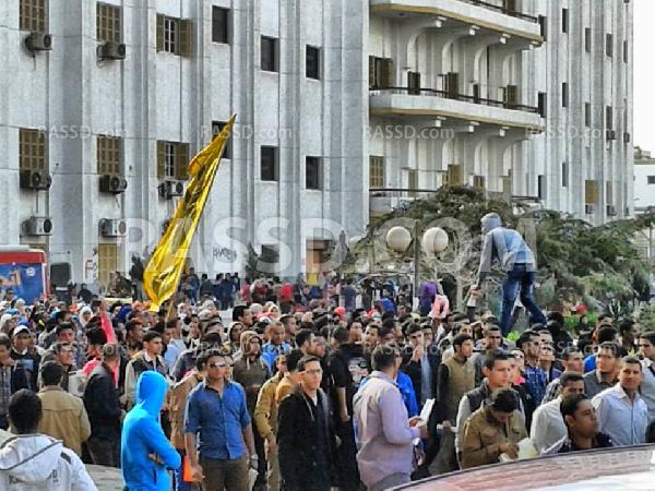 مظاهرة بجامعة بني سويف رفضا للانقلاب