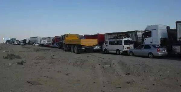 حريق بمصنع في قليوب وسط حالة من الشلل المروري