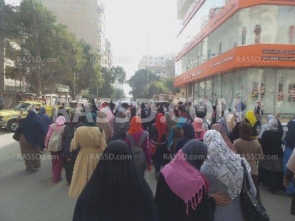 صور| مسيرتان حاشدتان بحلوان في أسبوع “معًا نكمل ثورتنا”