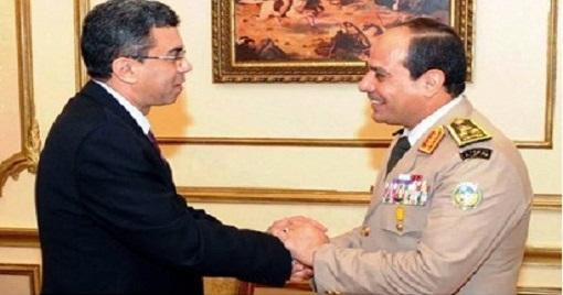 “الصحفيين” تحقق في  فصل مدير المصري اليوم بعد تسريبات السيسي