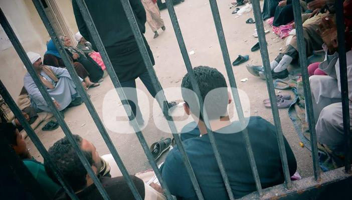 استمرار إضراب الباعة الجائلين عن الطعام لليوم الرابع بمدينة السادات