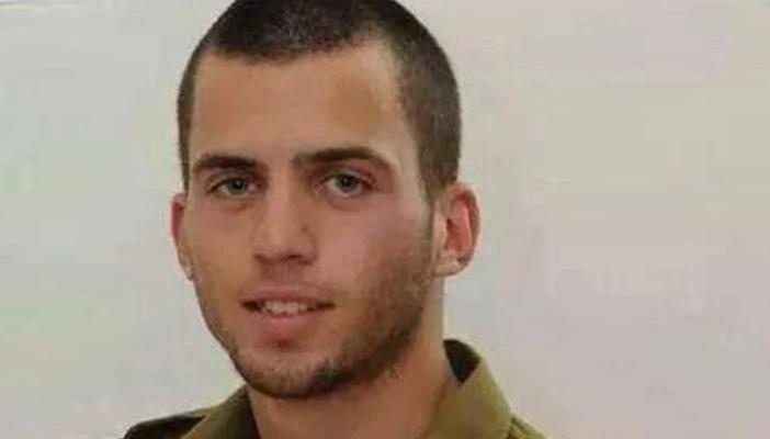 والدة الجندي “الإسرائيلي” الأسير”شاؤول أرون” توجه رسالة لحماس