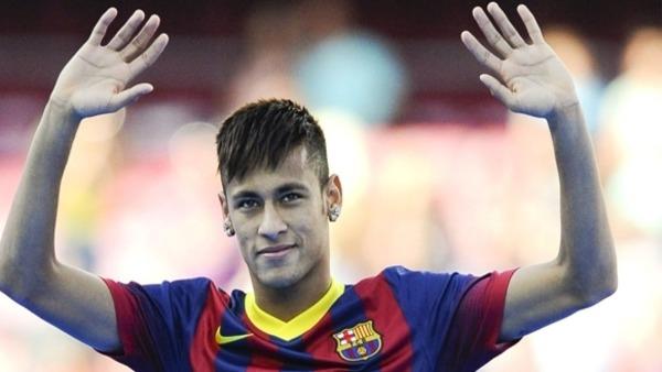 نيمار يقترب من تجديد تعاقده مع برشلونة مقابل 18 مليون يورو سنويًا