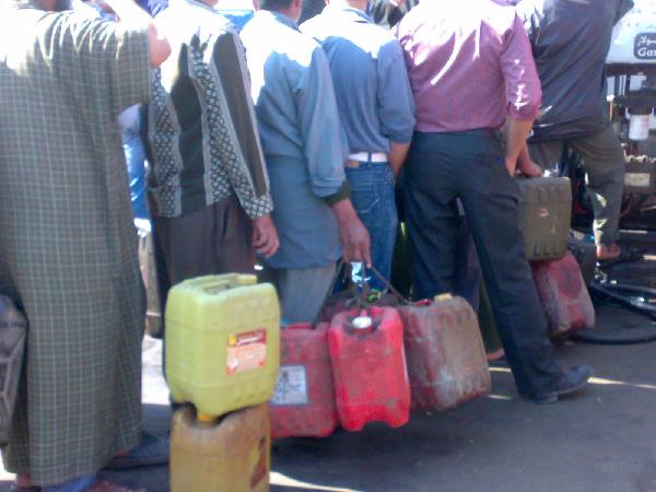 استيراد وقود بـ 3 مليارات دولار في الربع الأول من 2014