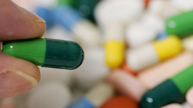 تطوير علاجات ومضادات حيوية صديقة للبيئة