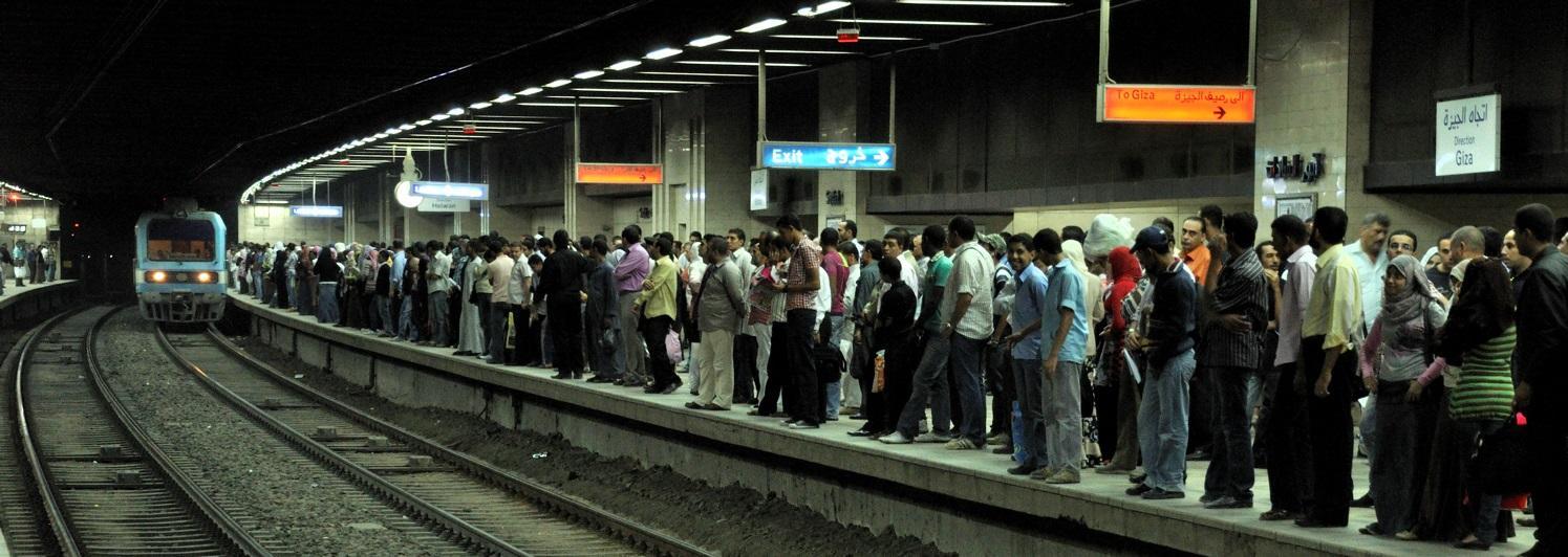 اعترافات حلاق مصري هدد بتفجير المترو بـ”حزام تخسيس”