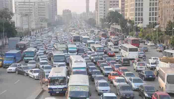 زحام بـ 4 طرق  رئيسية بسبب ماراثون زايد.. تعرف على حالة الطرق الآن