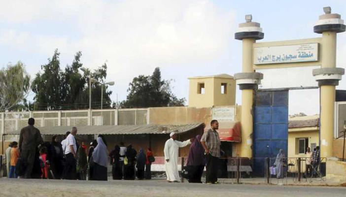 بعد 30 يونيو.. طوابير زيارات المعتقلين أكثر من صفوف الخبز