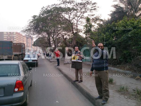 سلسلة بشرية بحلوان ضد الانقلاب العسكري