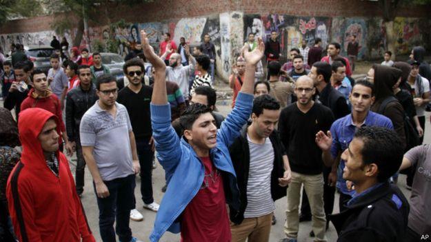 “الليبرالية” تفشل في مواجهة الانقلاب