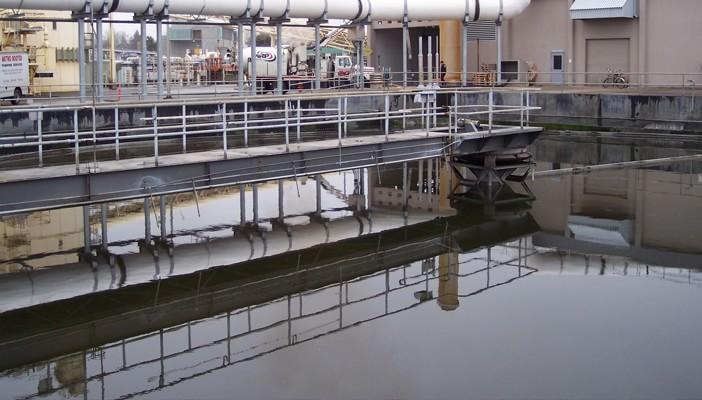 وزير الإسكان: بدء التشغيل الجزئي لمحطة مياه 6 أكتوبر