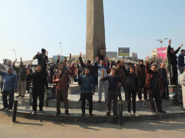 وقفة احتجاجية بميدان المسلة في الفيوم