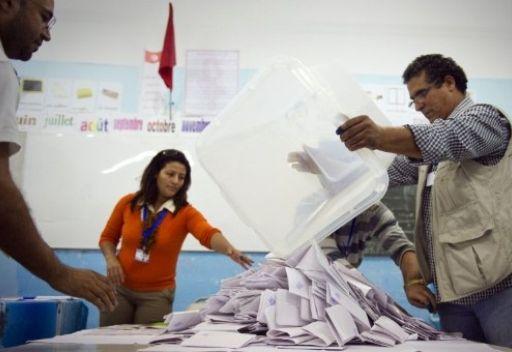 بالفيديو| بث مباشر لفرز الأصوات بالانتخابات التونسية