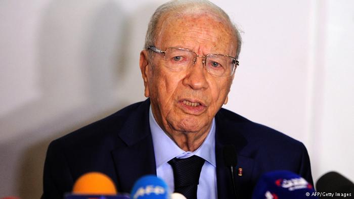 “نداء تونس” يعلن تقدم السبسي ونسبة المشاركة ناهزت 59%